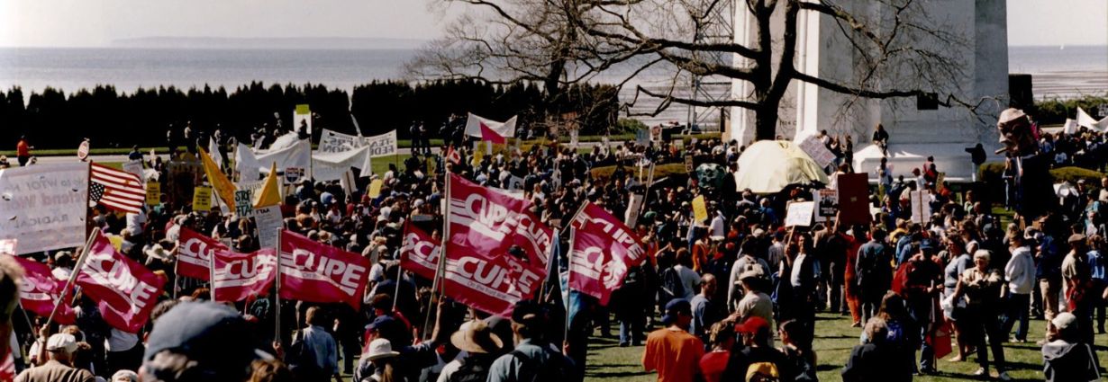CUPE members at the Peace Arch in Blaine, Washington