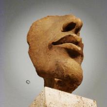 Sculptural fragment from one of Akhenaten’s colossal statues in the Aten-Temple in Karnak.